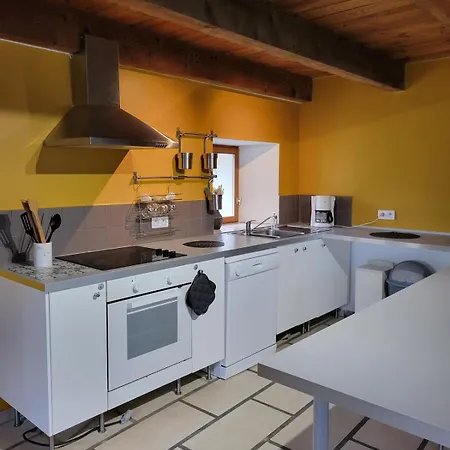 La Chalmette House Mazeyrat-d'Allier