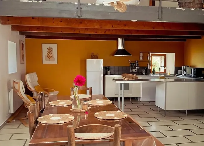 La Chalmette House بيت للعطل *