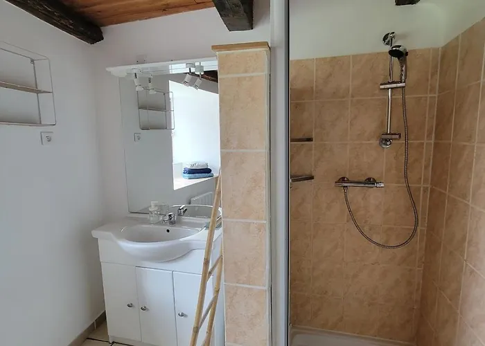 La Chalmette House بيت للعطل