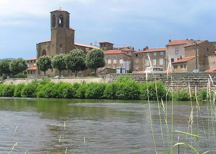 La Chalmette House Mazeyrat-d'Allier