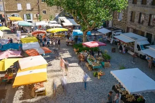 La Chalmette House بيت للعطل